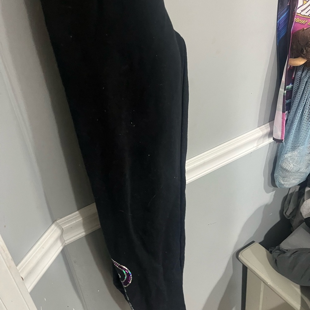 Black sweatpants